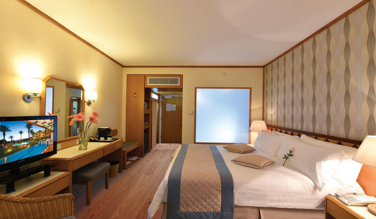 Constantinou Bros Pioneer Beach Paphos Zimmer foto
