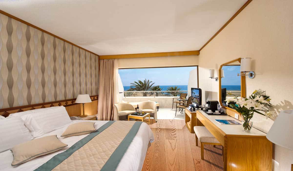 Constantinou Bros Pioneer Beach Paphos Zimmer foto