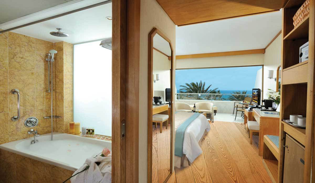 Constantinou Bros Pioneer Beach Paphos Zimmer foto